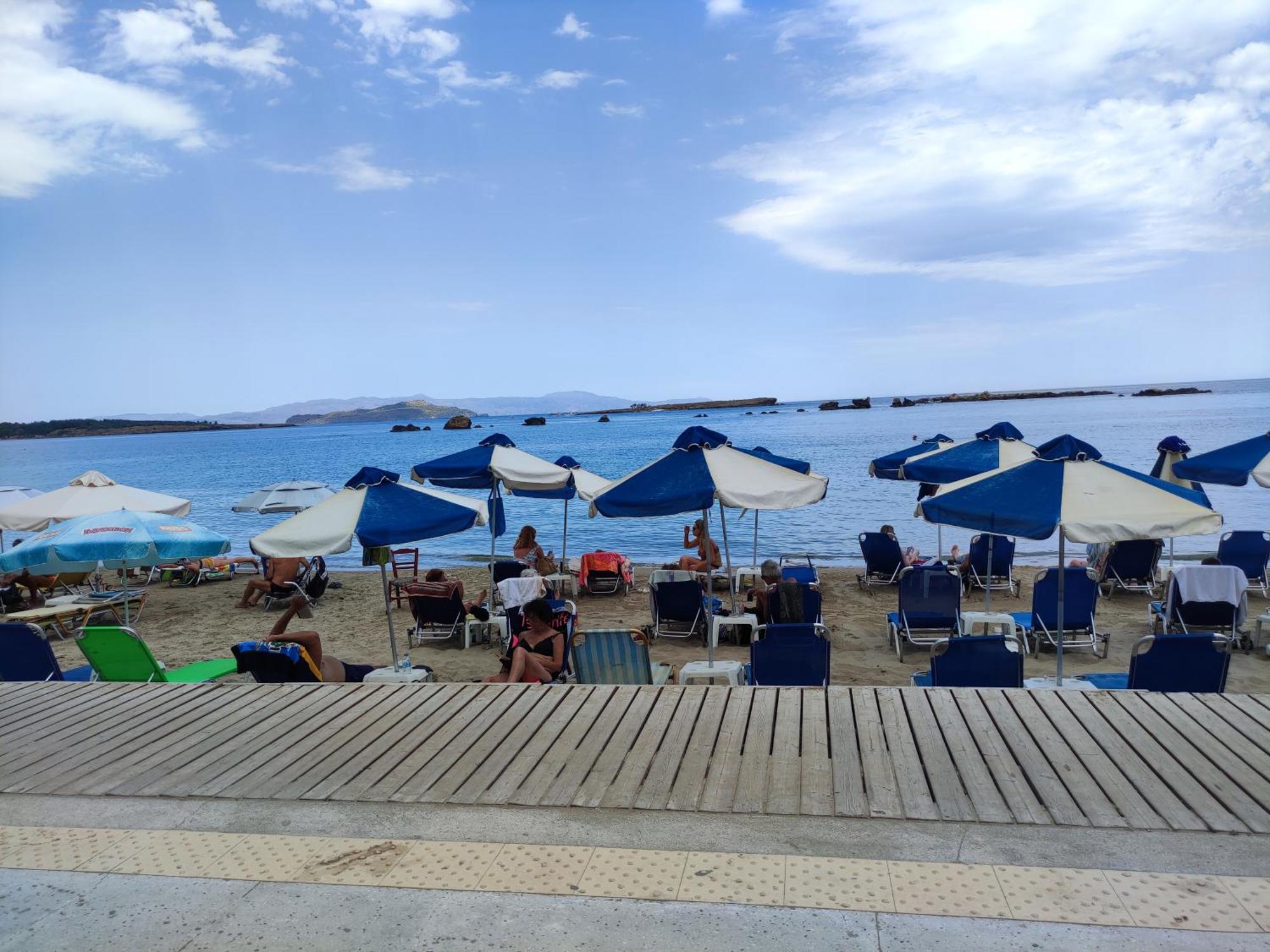 Steps From The Beach Aprt Chania  Quarto foto